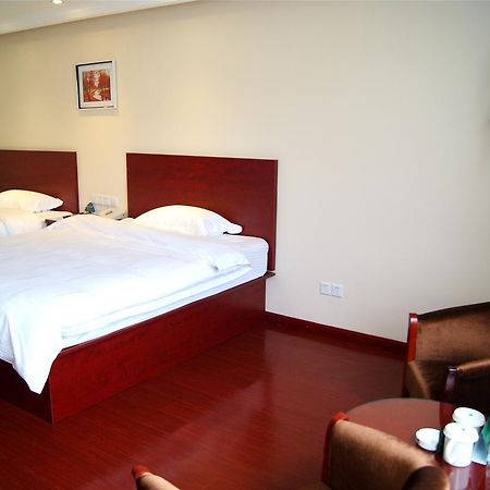 Greentree Inn Shanghai Wild Zoo Dachuan Freeway Express Hotel מראה חיצוני תמונה