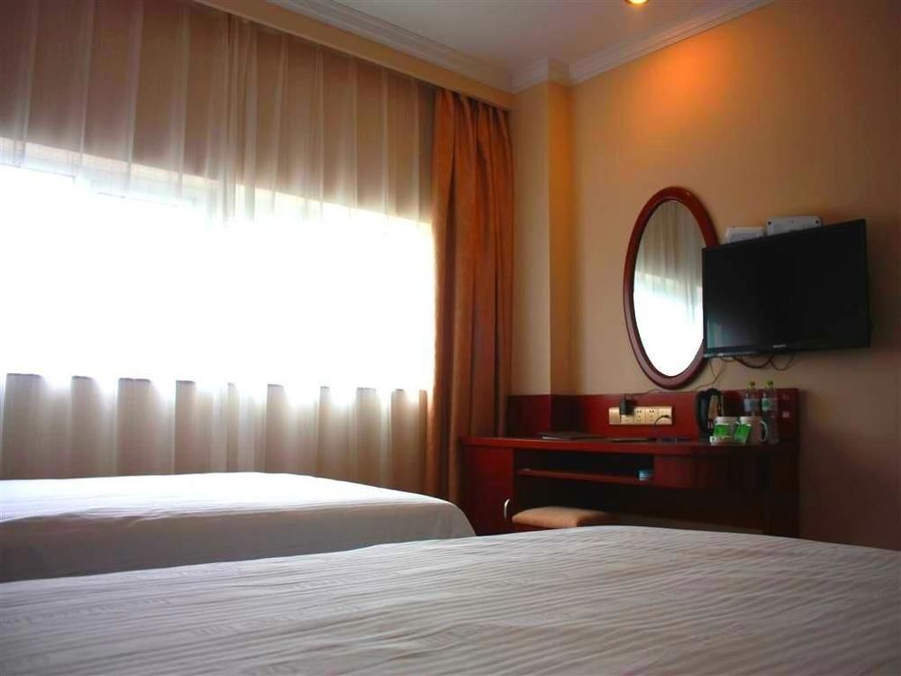Greentree Inn Shanghai Wild Zoo Dachuan Freeway Express Hotel מראה חיצוני תמונה